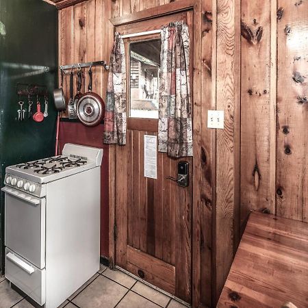 Apache Village 10, King Studio, Midtown, Sleeps 2 Руидозо Экстерьер фото