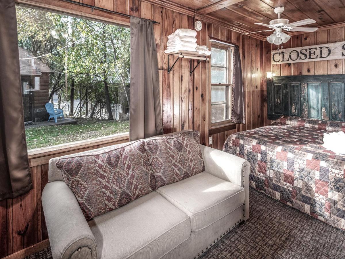Apache Village 10, King Studio, Midtown, Sleeps 2 Руидозо Экстерьер фото